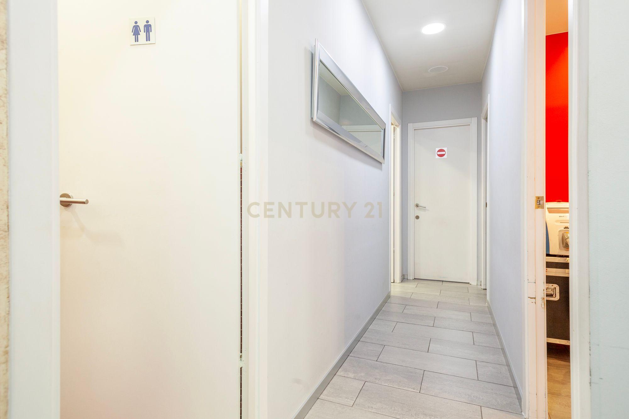 undefined - Image 13