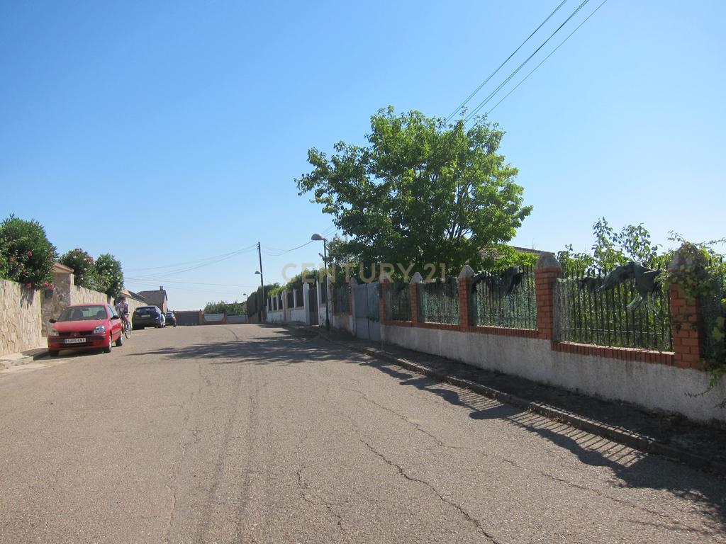 undefined - Image 9