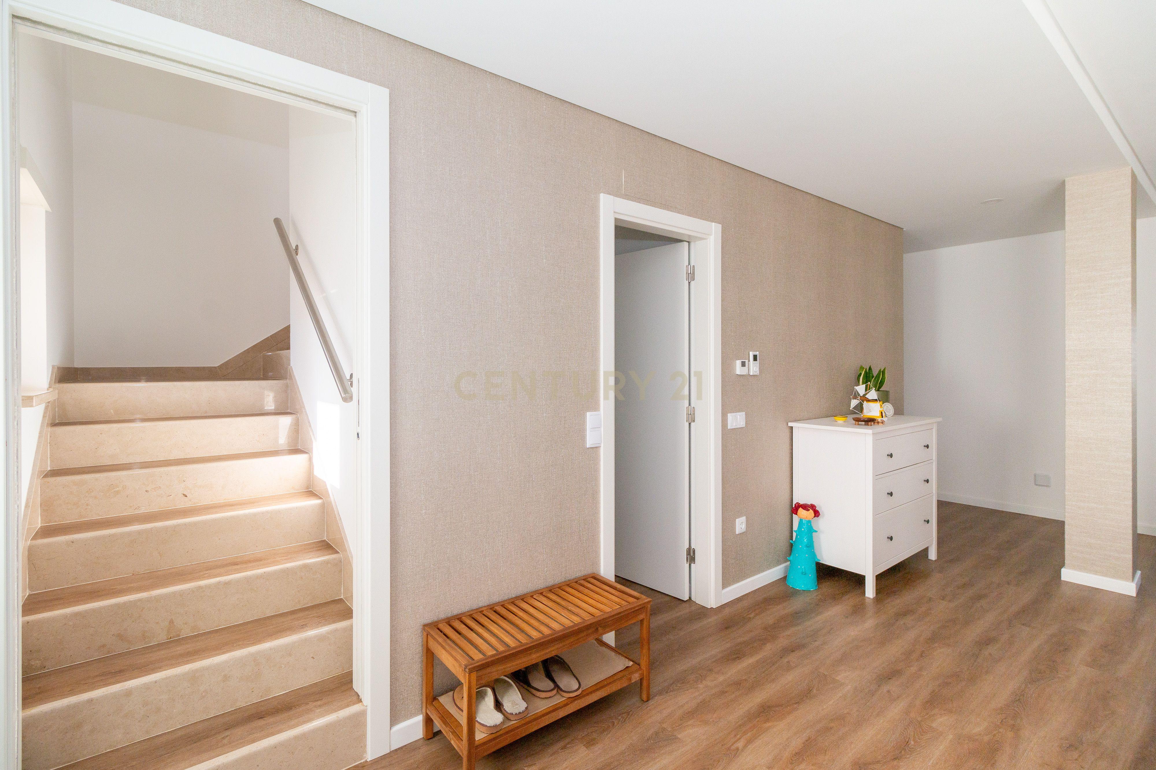 Moradia T4 Turquel - Image 6