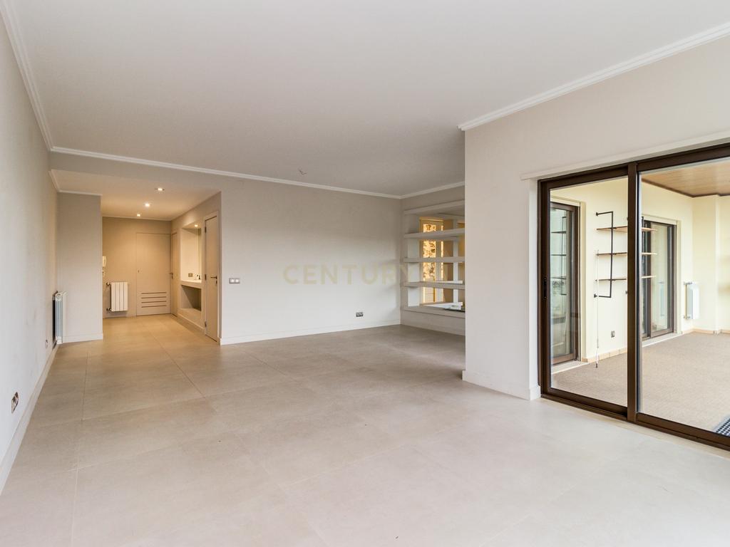 Apartamento T3 BELAS CLUBE CAMPO * Vista Lago e Golfe - Image 3