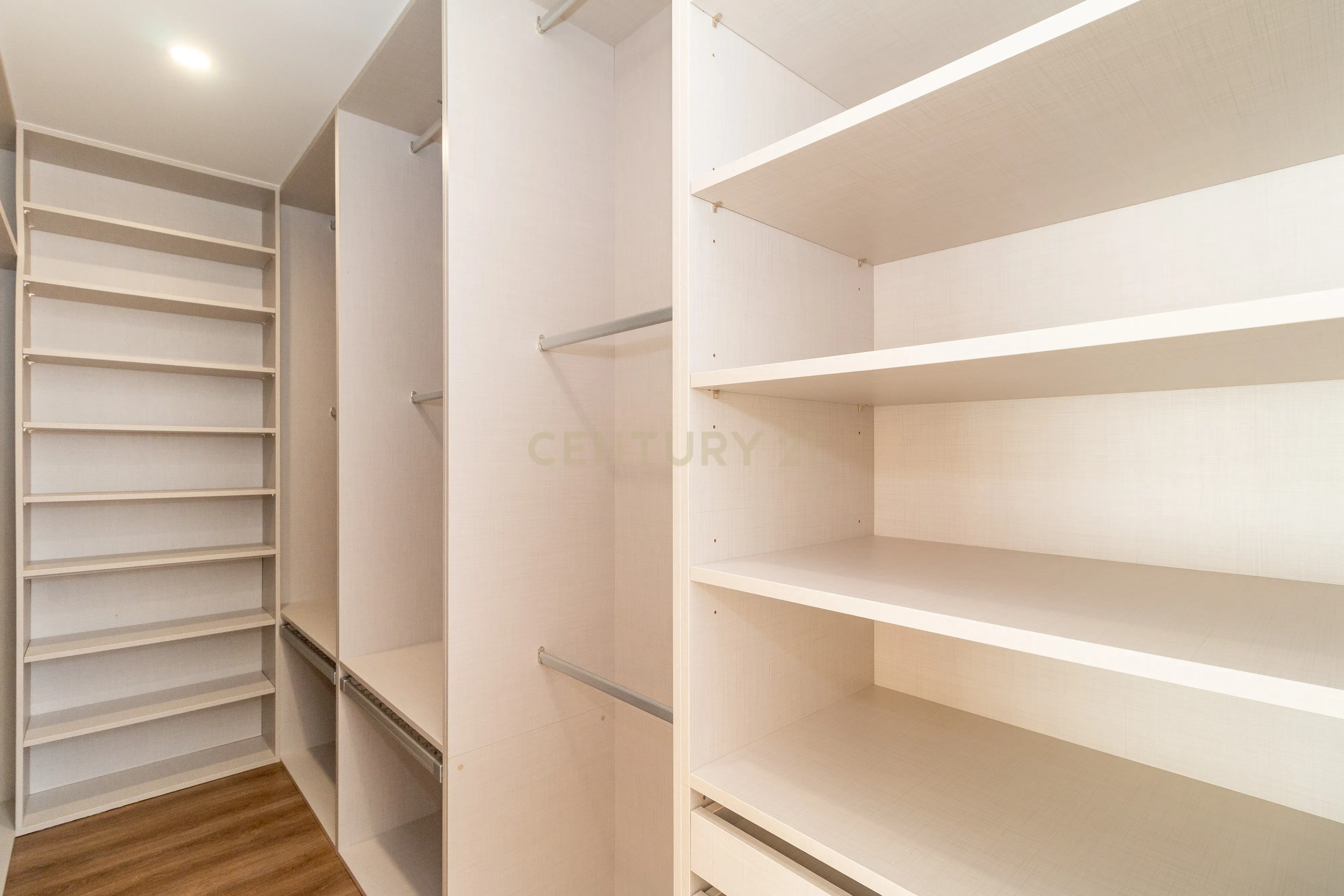 Moradia T4 Turquel - Image 17