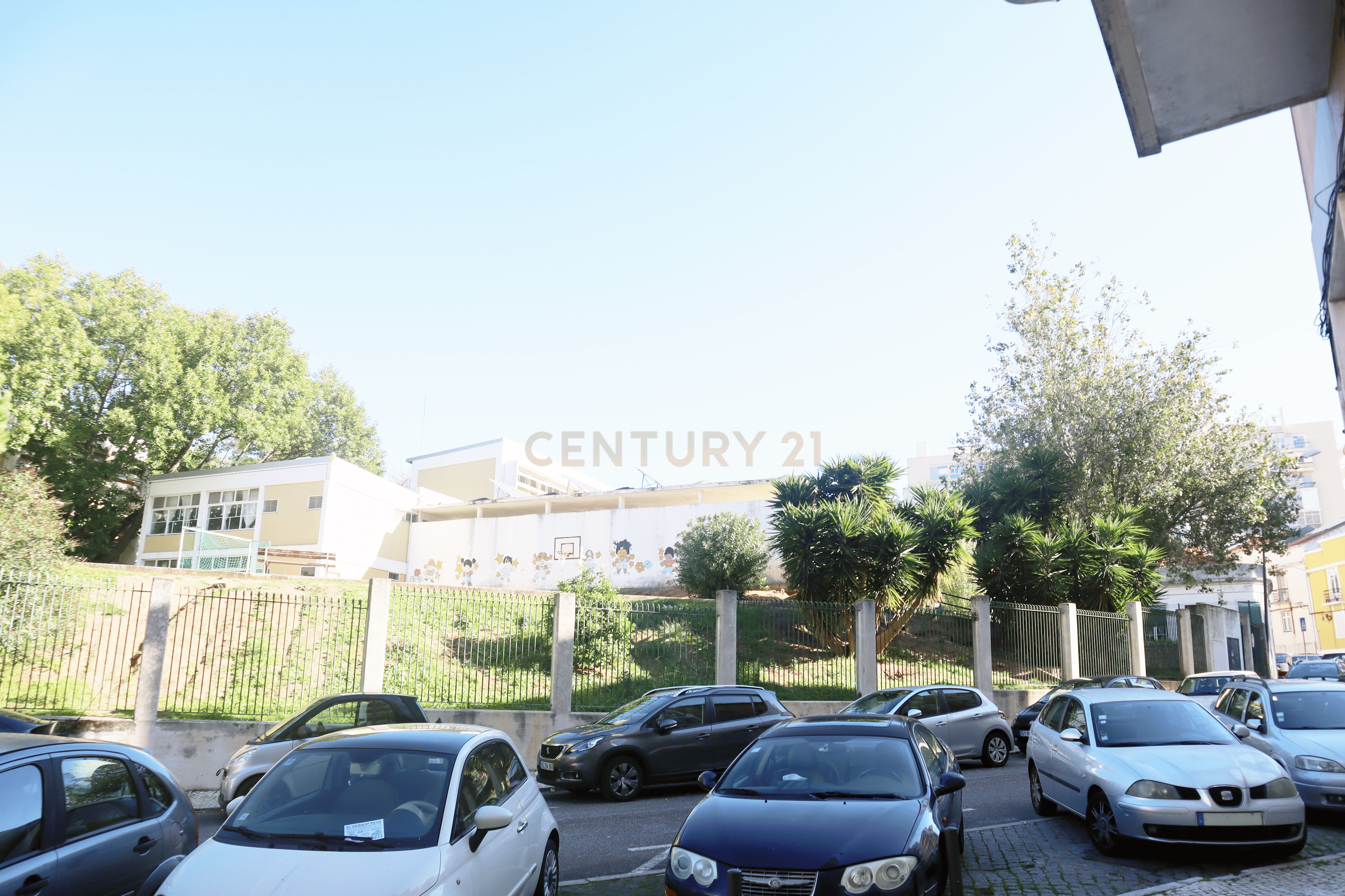 Apartamento T2 em Benfica - Arrendado, contrato recente. - Image 21