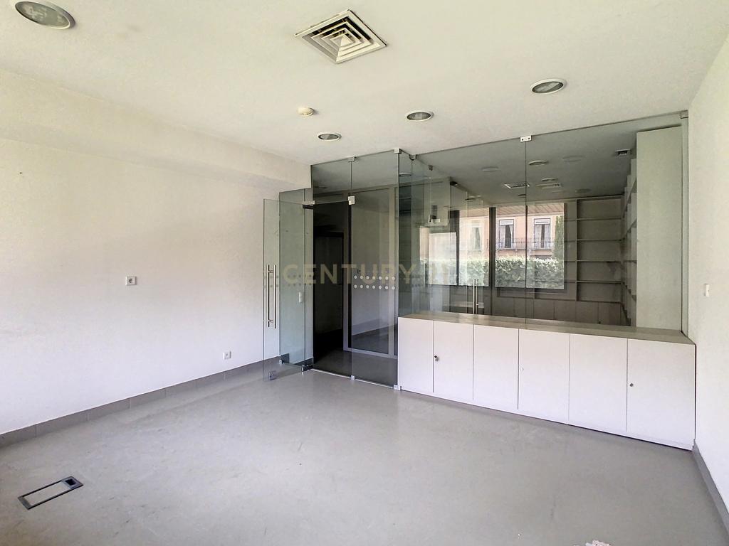 Espaço Comercial - Loja - 628 m2 nas Amoreiras - Image 28