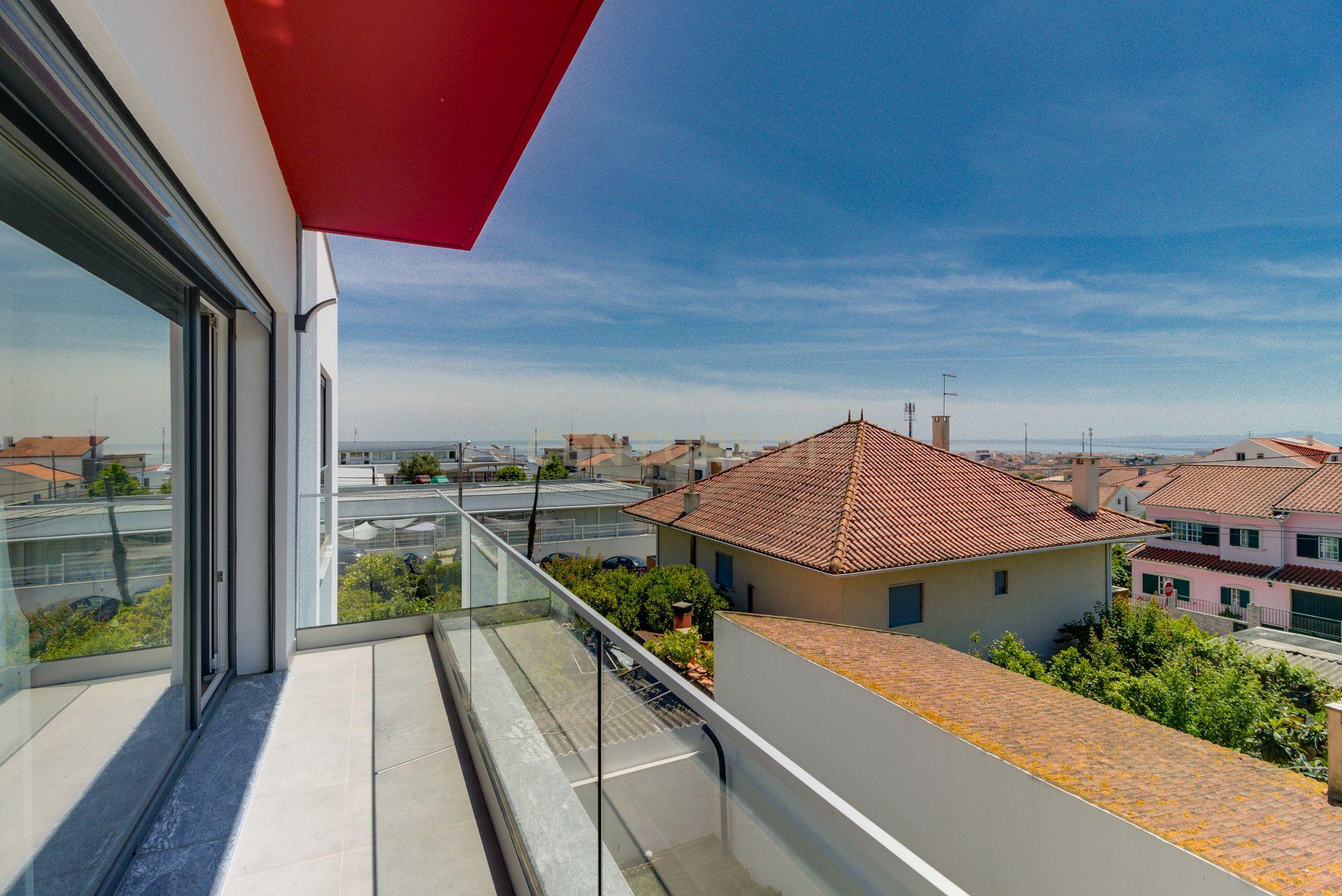 Moradia T4 com 312 m2 de ABC e vista do Rio Tejo em São João da Talha, a 10 min da cidade de Lisboa. - Image 23