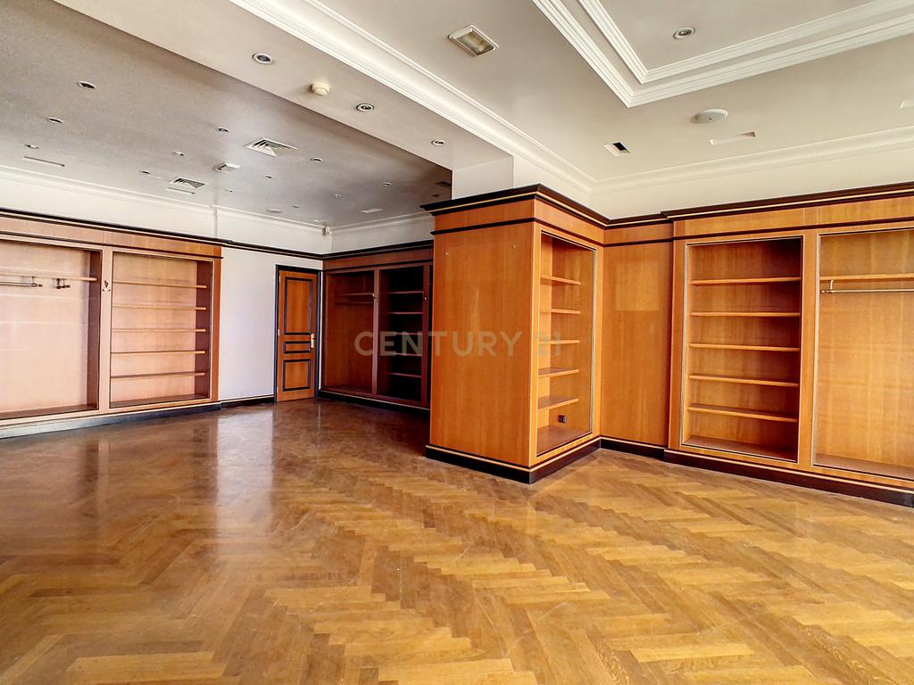 Espaço Comercial - Loja - 628 m2 nas Amoreiras - Image 8