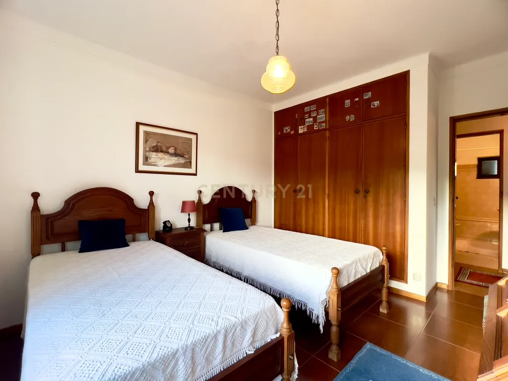MORADIA T4 -ANSIÃO- com ARMAZÉM, anexos e 1ha terreno - Image 69