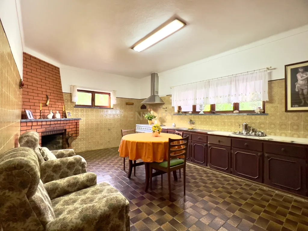 MORADIA T4 -ANSIÃO- com ARMAZÉM, anexos e 1ha terreno - Image 22