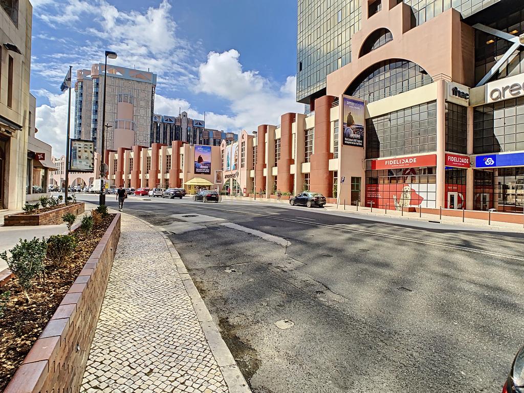 Espaço Comercial - Loja - 628 m2 nas Amoreiras - Image 24