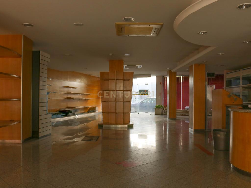 Loja, Castelo Branco - Image 1