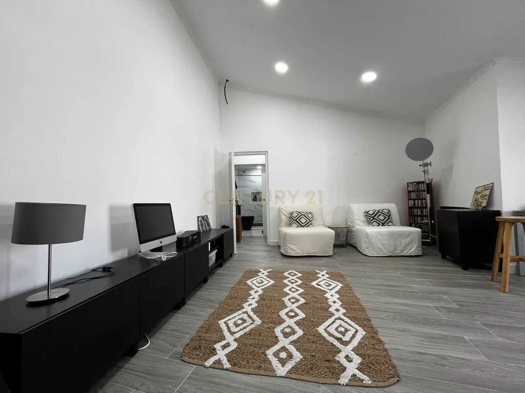 Moradia em banda T2 remodelada Stª. Eulália - Elvas- - Image 13