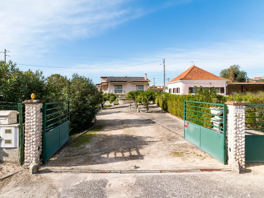 MORADIA T5 || Milagres || Leiria - Image 57
