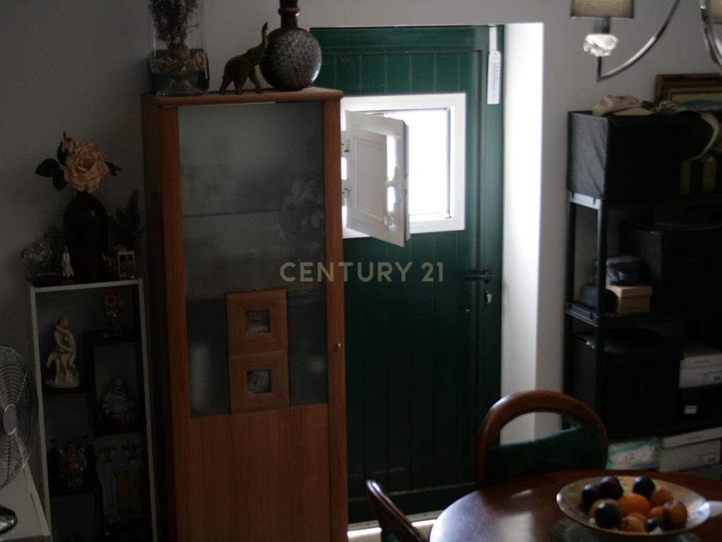 Casa térrea com 1 quarto - Image 8
