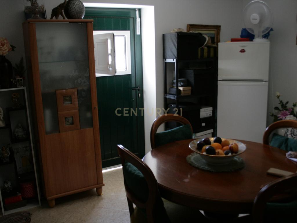 Casa térrea com 1 quarto - Image 9