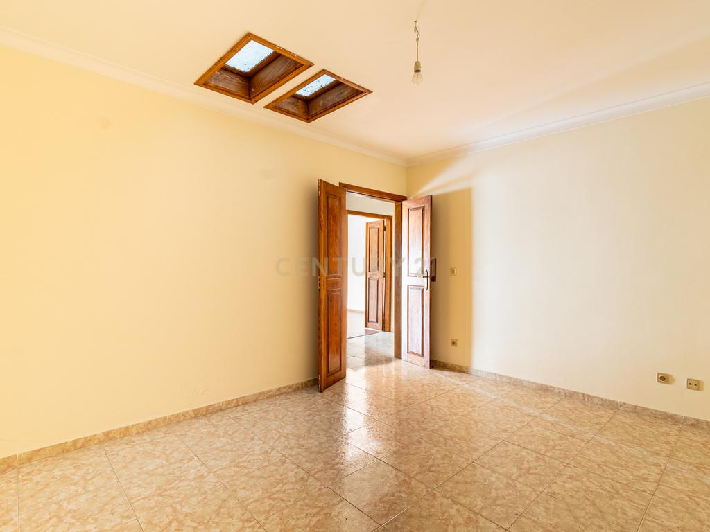 Moradia T4 em Vinhais - Image 8