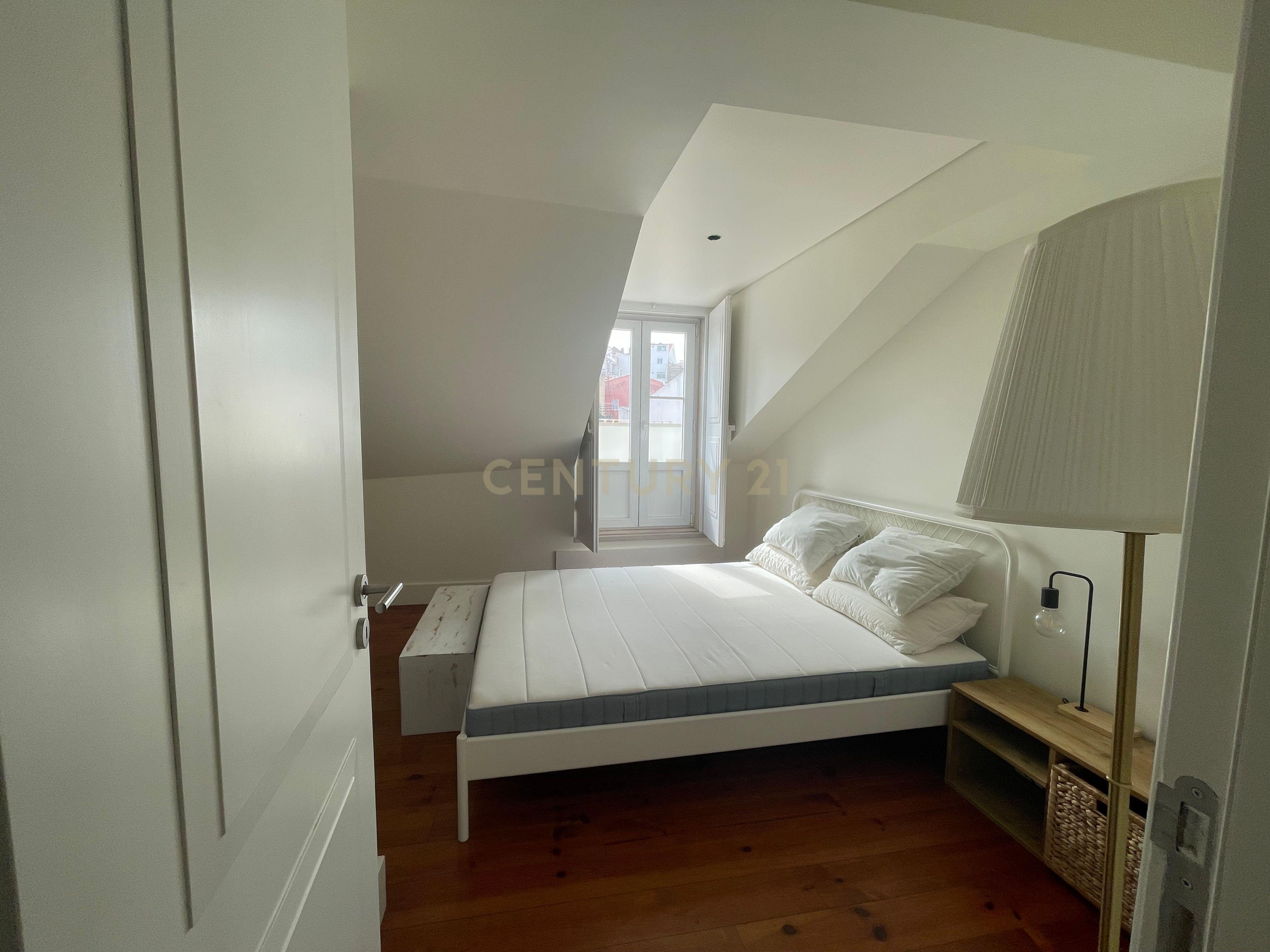 Apartamento T1 mobilado para arrendar em Lisboa - Image 25