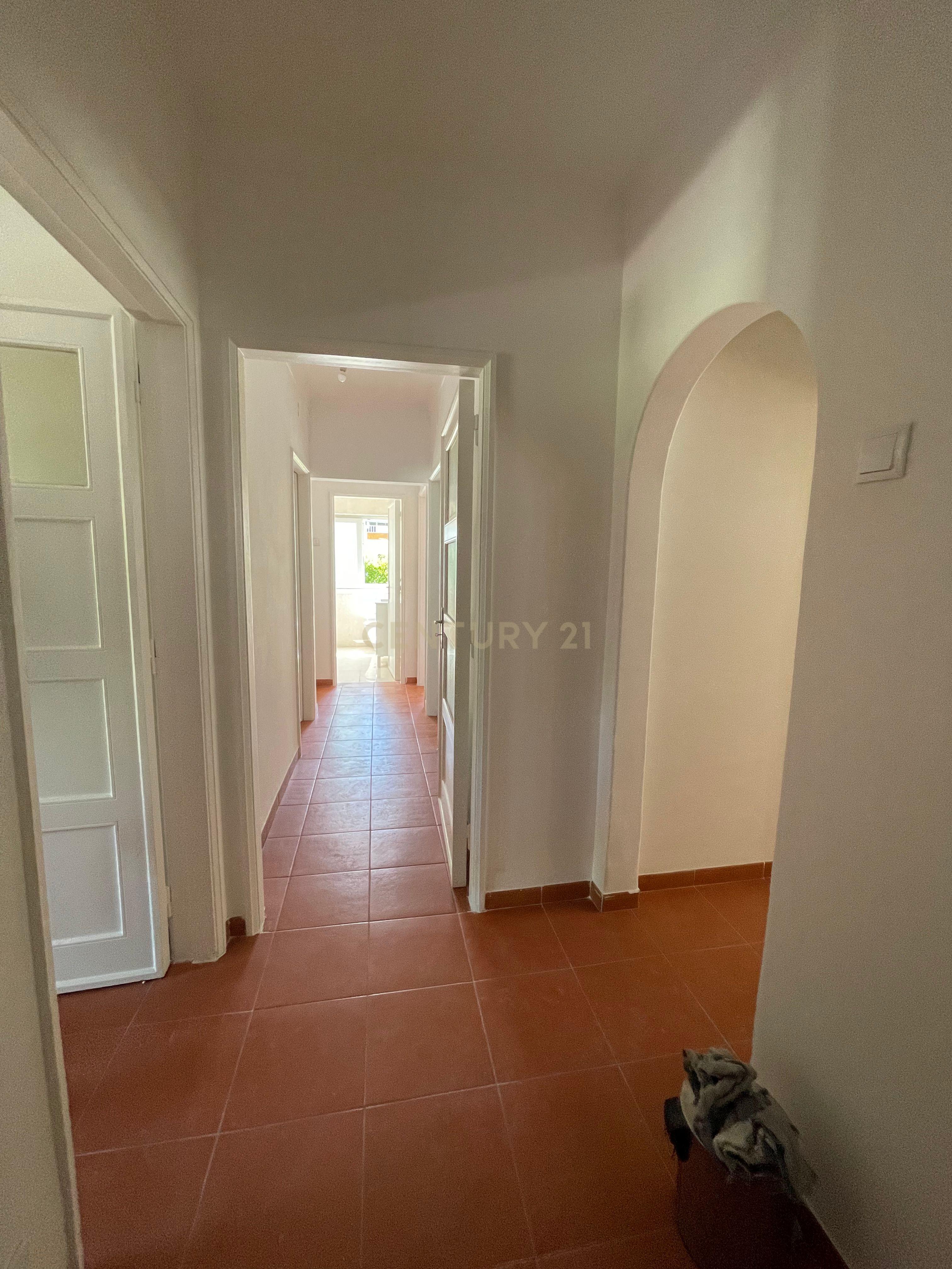 Arrendamento T3 em Cascais - Image 8