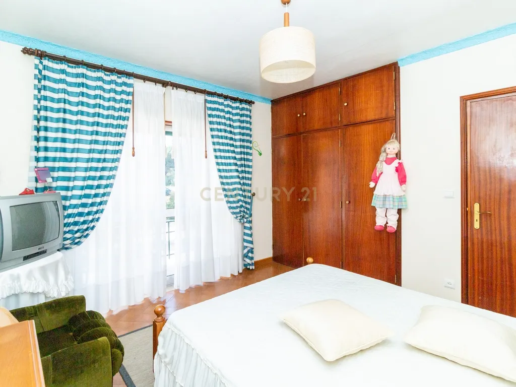 MORADIA T5 || Milagres || Leiria - Image 24