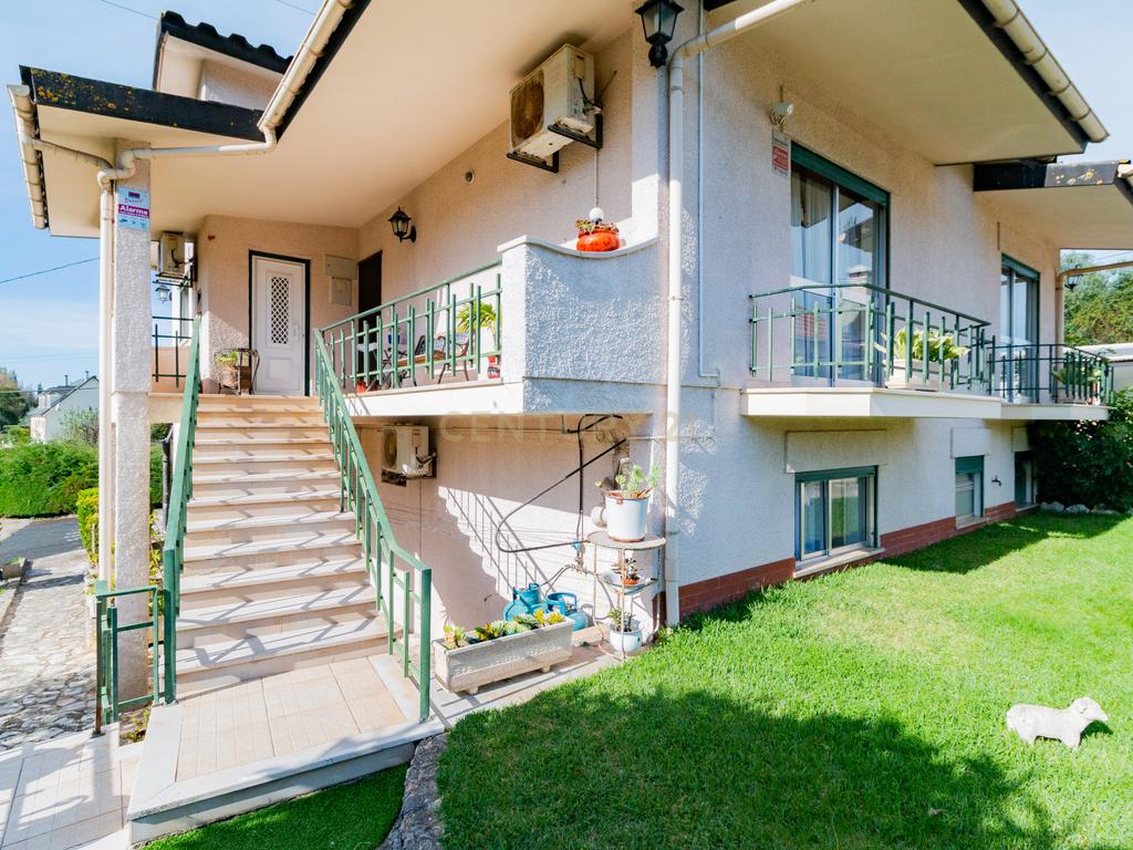 MORADIA T5 || Milagres || Leiria - Image 49