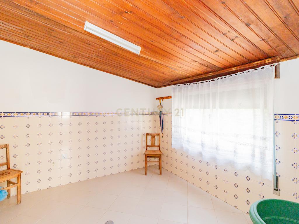 MORADIA T5 || Milagres || Leiria - Image 13