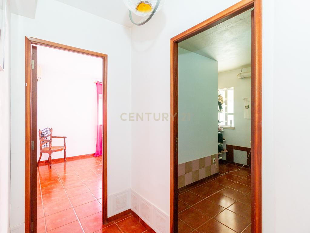 MORADIA T5 || Milagres || Leiria - Image 45