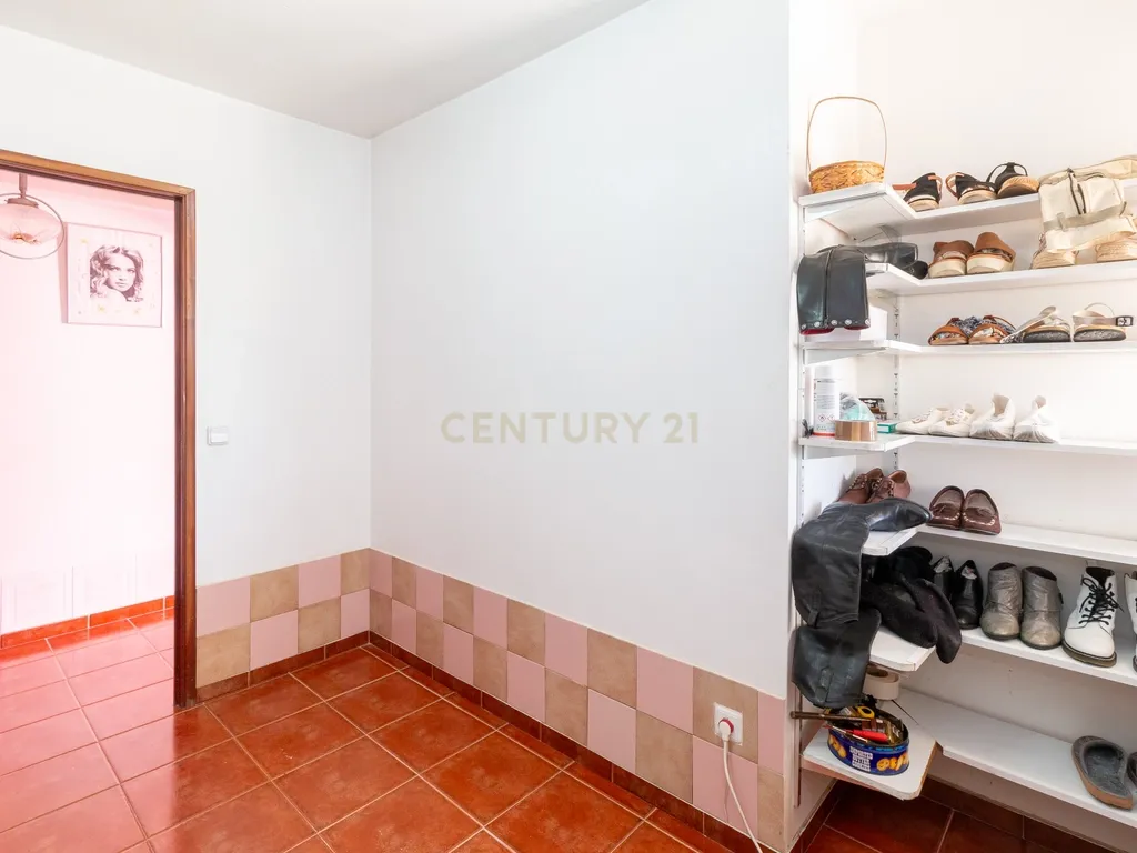 MORADIA T5 || Milagres || Leiria - Image 46