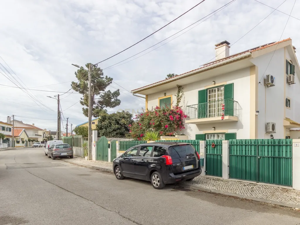 Quinta do Conde - Moradia Geminada de 4 assoalhadas - Image 25