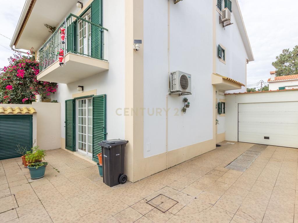 Quinta do Conde - Moradia Geminada de 4 assoalhadas - Image 26