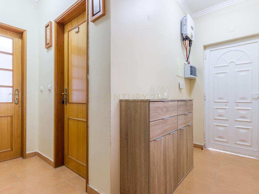 Quinta do Conde - Moradia Geminada de 4 assoalhadas - Image 6