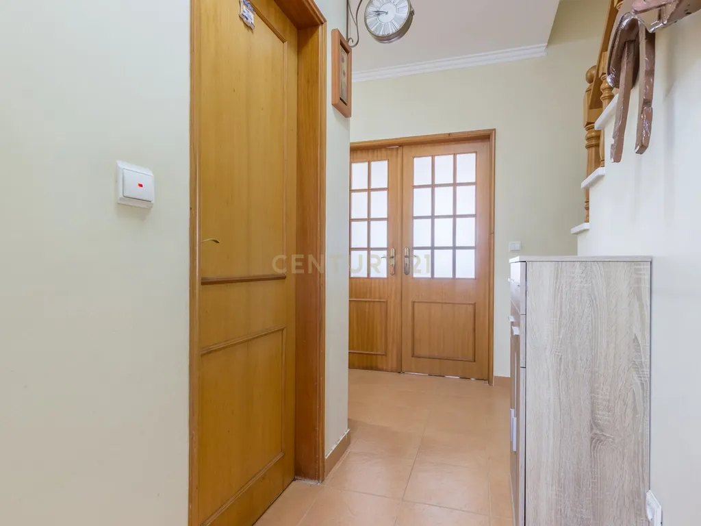 Quinta do Conde - Moradia Geminada de 4 assoalhadas - Image 5