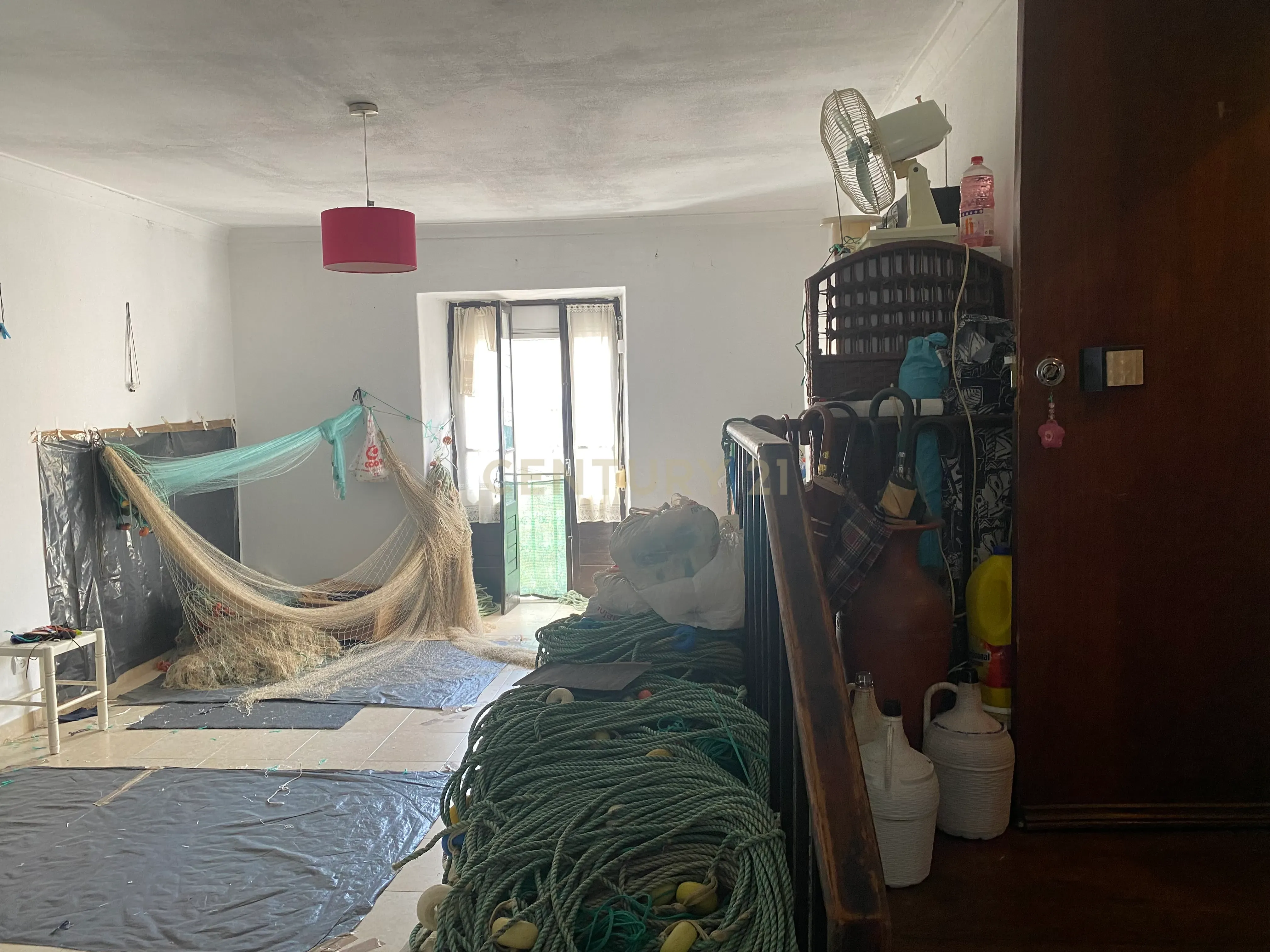 Prédio 2 pisos em zona histórica do miradouro - Image 10