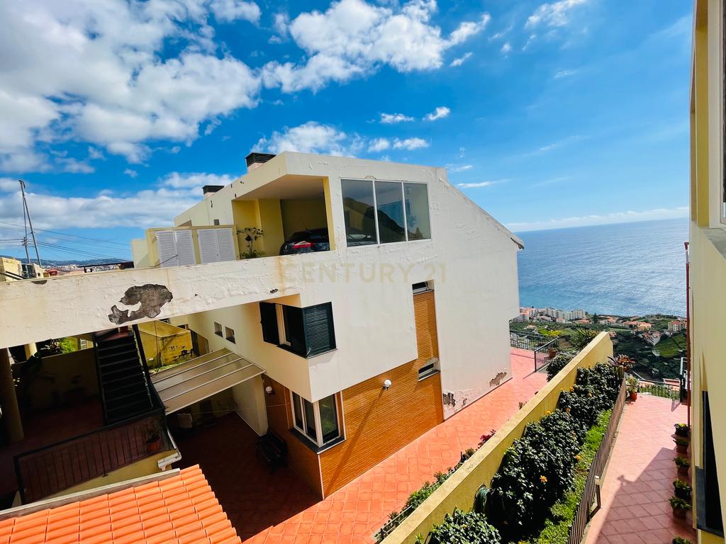 Moradia Geminada T3 - Camara de Lobos - Image 6