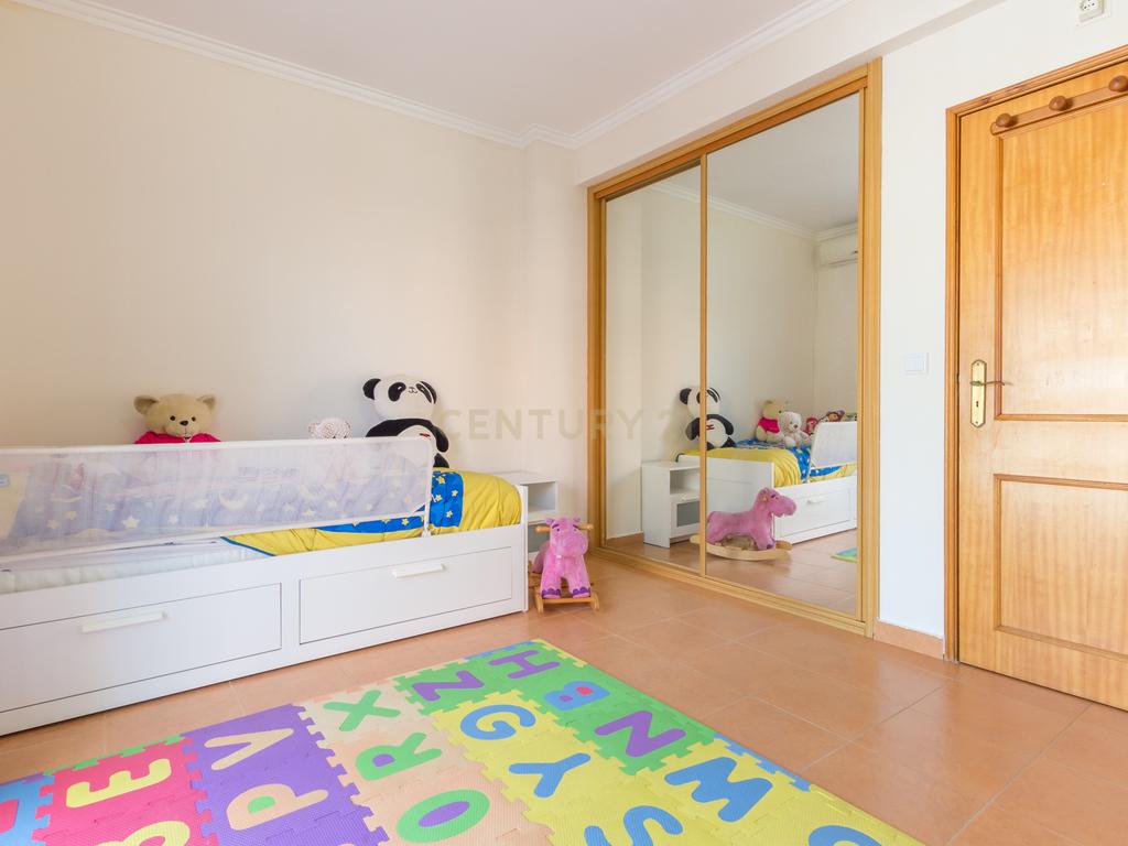 Quinta do Conde - Moradia Geminada de 4 assoalhadas - Image 17