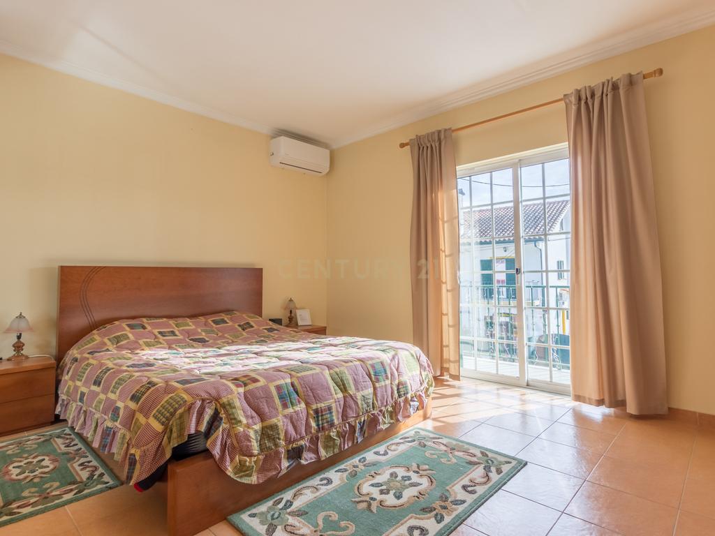 Quinta do Conde - Moradia Geminada de 4 assoalhadas - Image 15