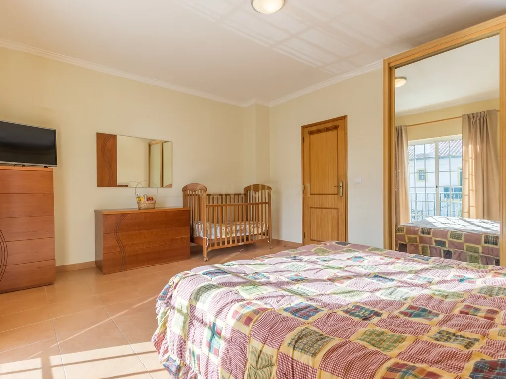 Quinta do Conde - Moradia Geminada de 4 assoalhadas - Image 14