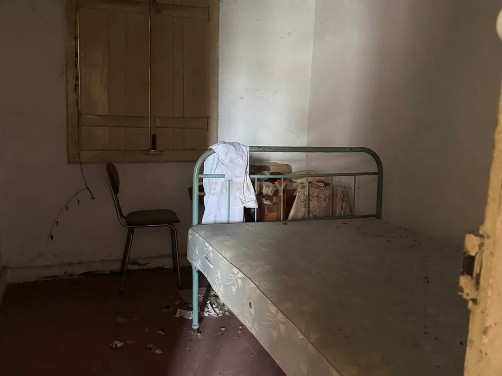 Casa antiga para restauro - Image 11