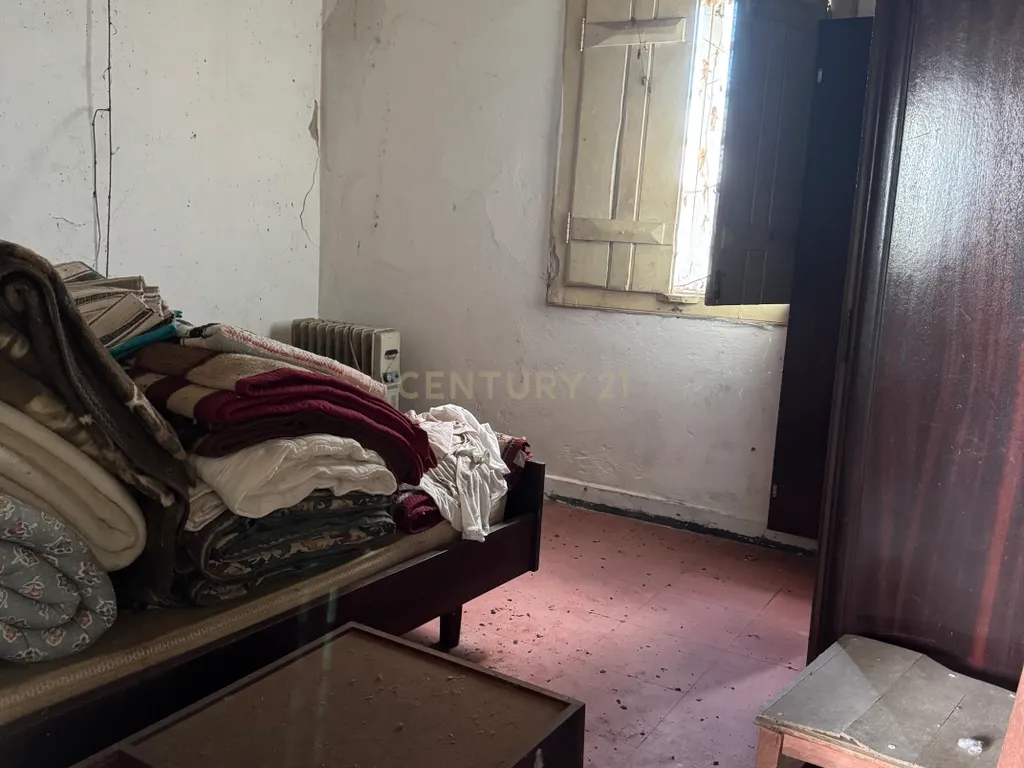 Casa antiga para restauro - Image 10
