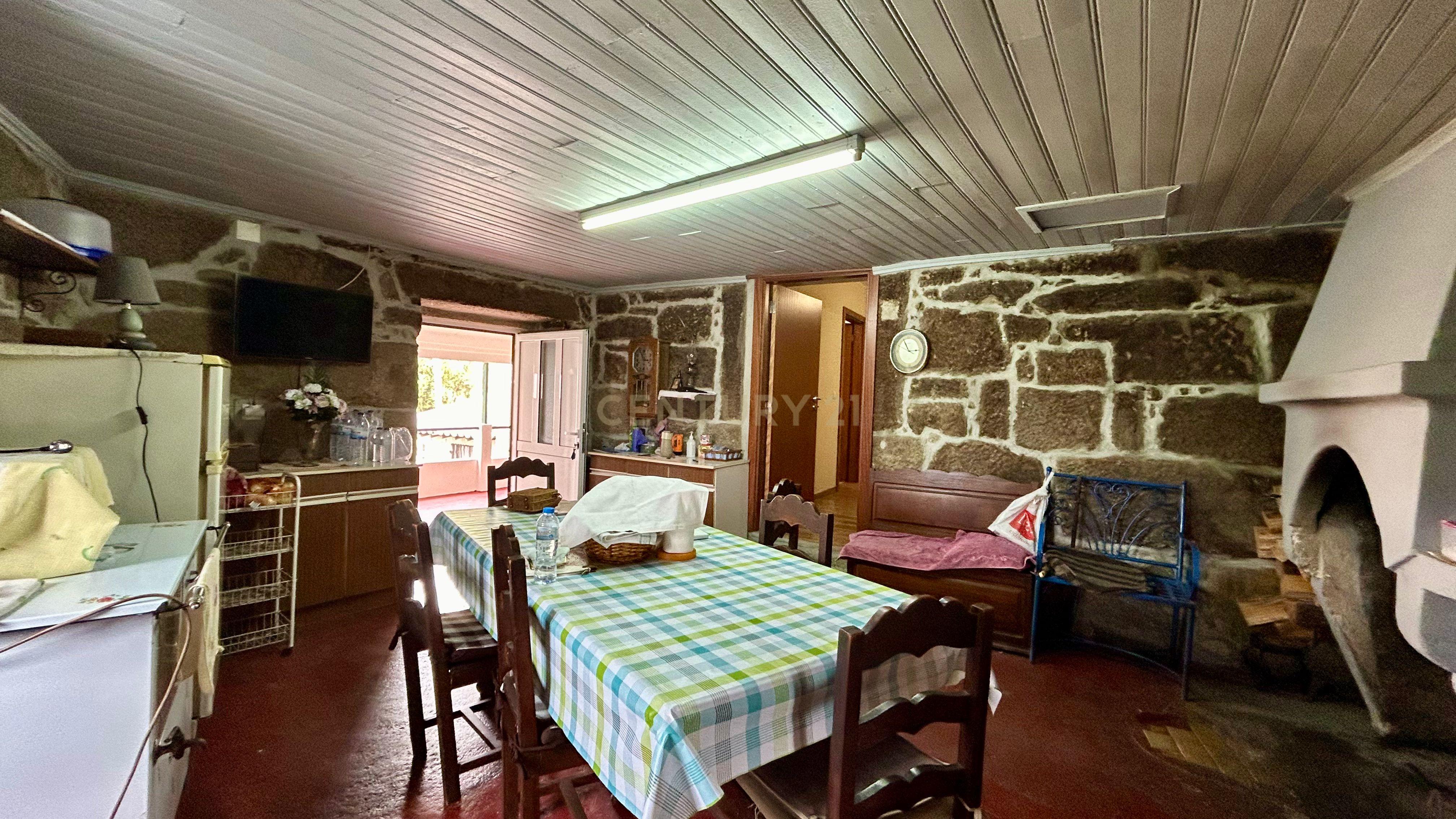 Moradia para venda em Povolide, em Viseu - Image 9