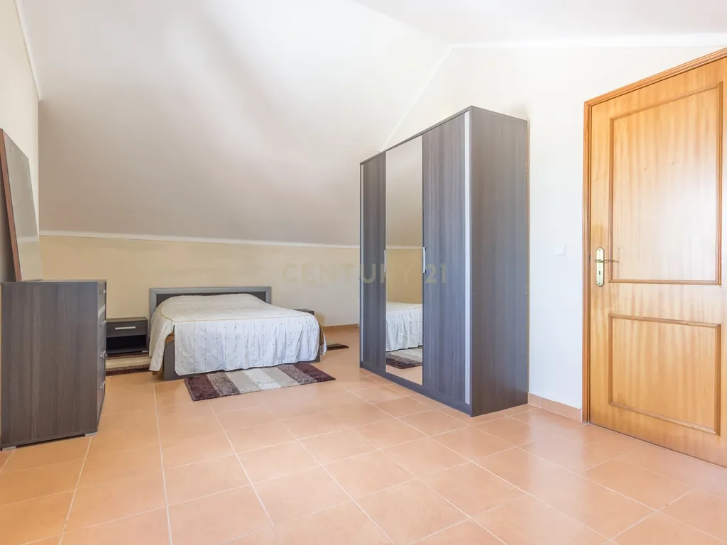 Quinta do Conde - Moradia Geminada de 4 assoalhadas - Image 22