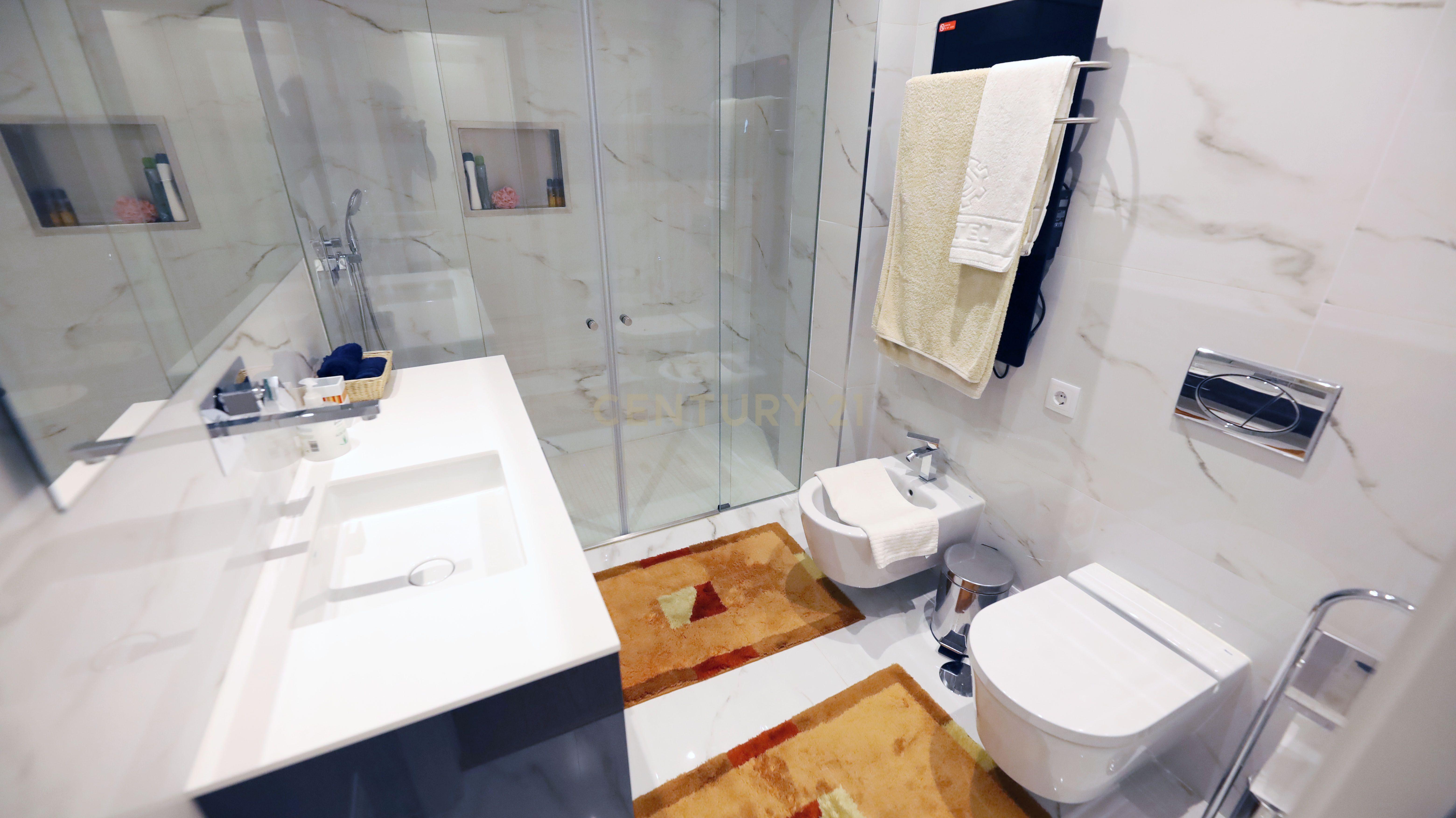 Apartamento T4 duplex - Image 10