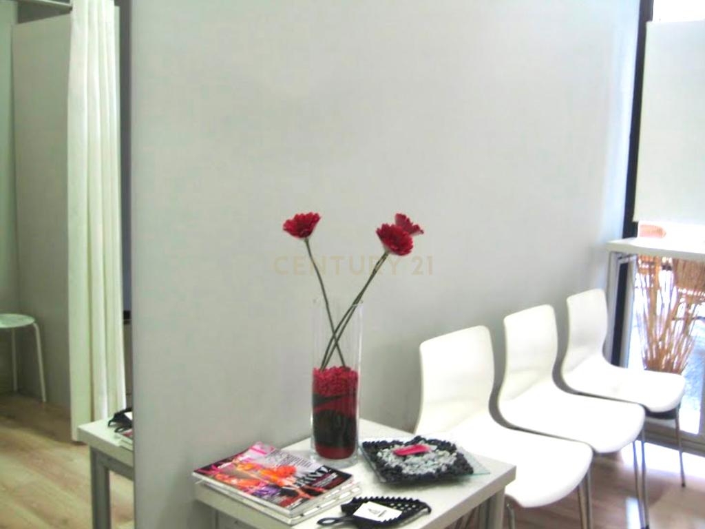 undefined - Image 3