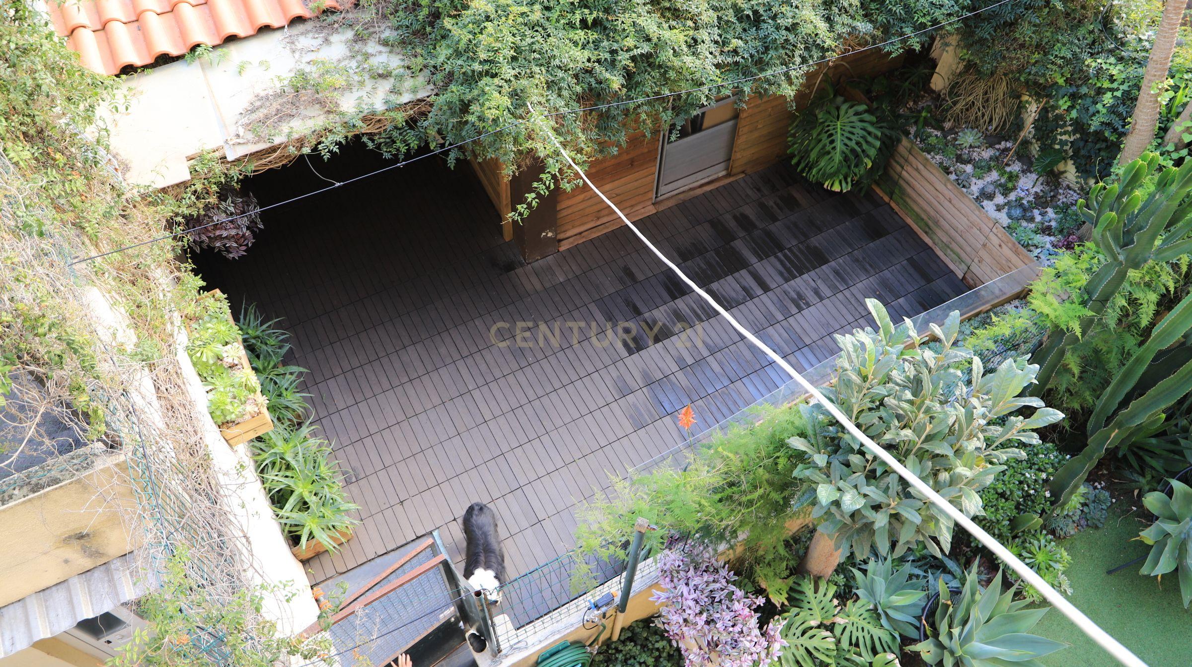 T3 Bairro dos Atores com espaço exterior - Image 33