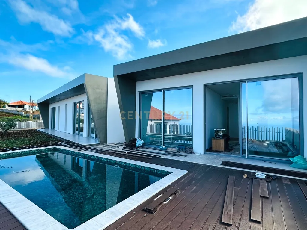 Luxuosa Moradia Nova na Calheta, Ilha da Madeira - Image 6