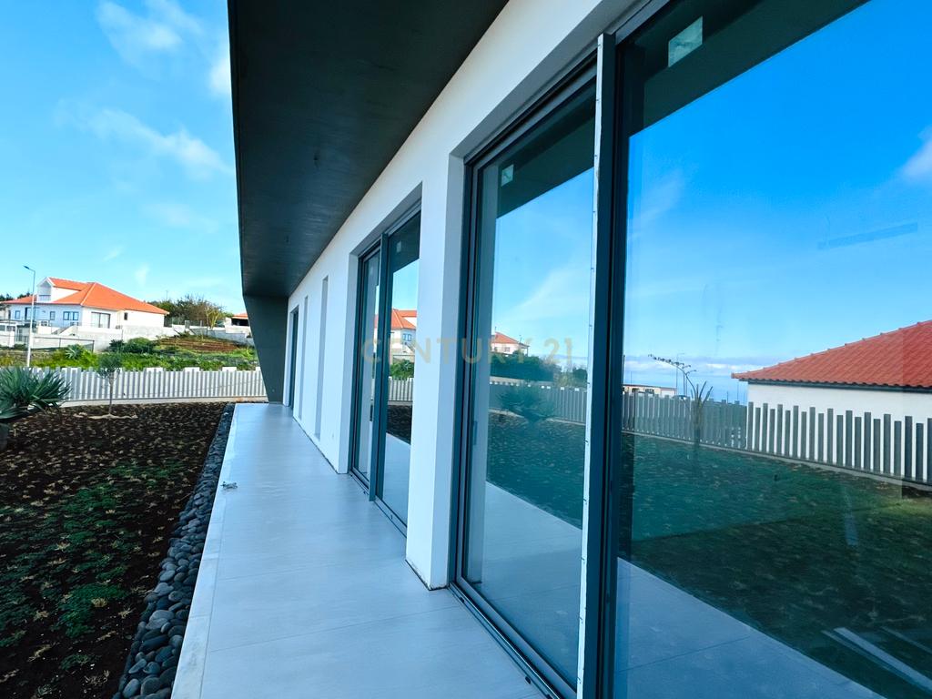 Luxuosa Moradia Nova na Calheta, Ilha da Madeira - Image 7