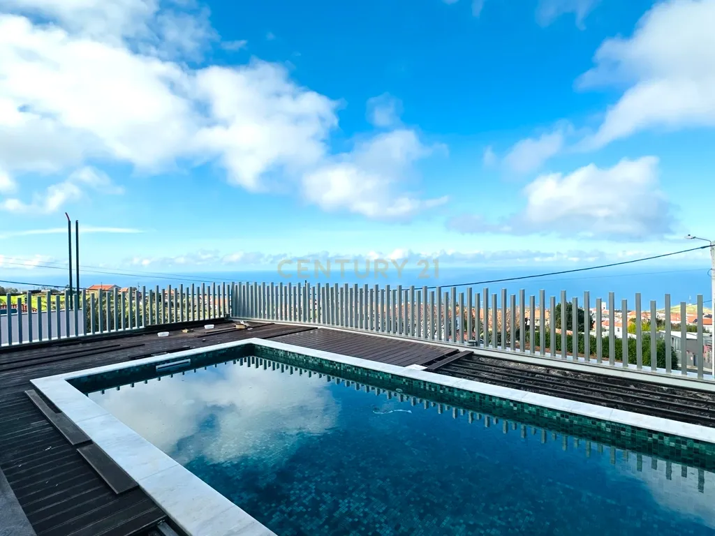 Luxuosa Moradia Nova na Calheta, Ilha da Madeira - Image 8