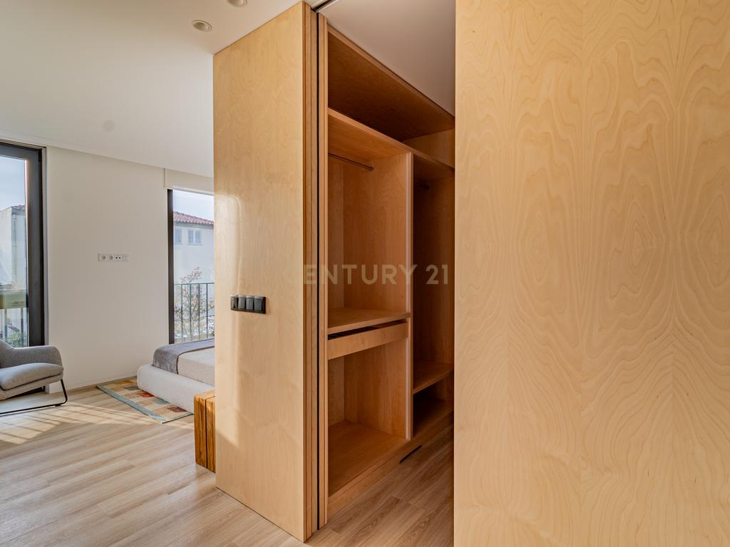 Apartamento de Luxo T3 no Centro de Viana do Castelo - Image 33