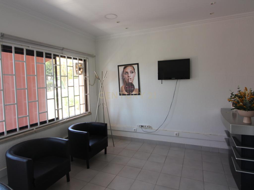Loja de Cabeleireiro para Arrendamento – Carcavelos - Image 10