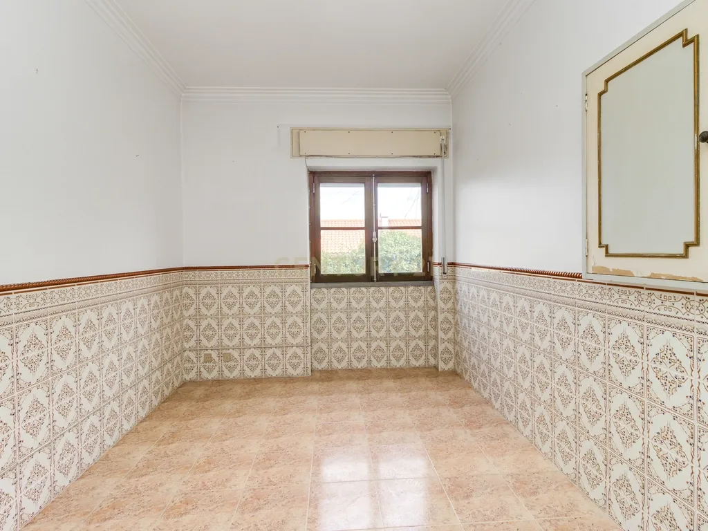 CONCELHO DE MAFRA .MORADIA TÉRREA . LOGRADOURO DE 20M2. A 20 MINUTOS DE LISBOA - Image 11