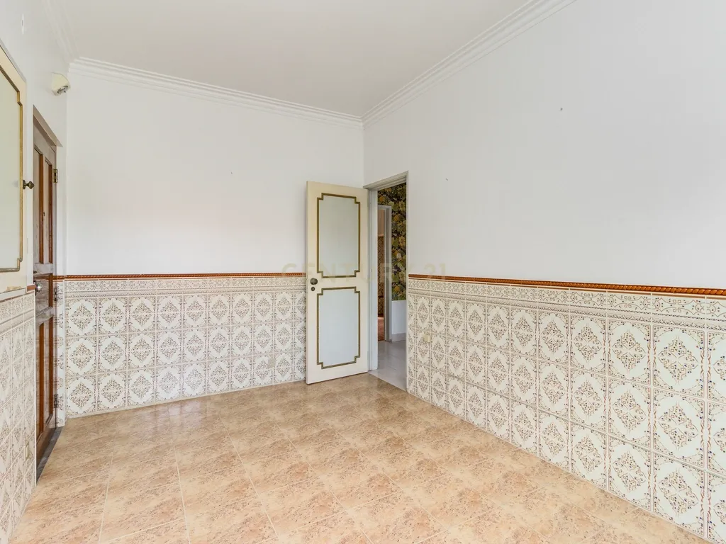 CONCELHO DE MAFRA .MORADIA TÉRREA . LOGRADOURO DE 20M2. A 20 MINUTOS DE LISBOA - Image 5