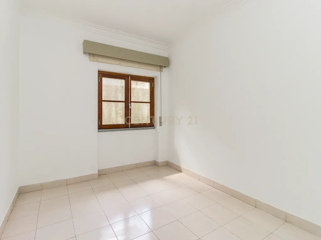 CONCELHO DE MAFRA .MORADIA TÉRREA . LOGRADOURO DE 20M2. A 20 MINUTOS DE LISBOA - Image 16