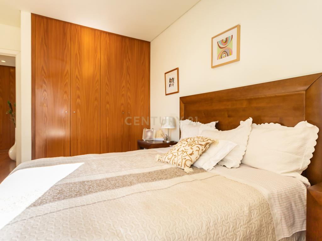 QUINTA DO POCEIRÃO - 2 MORADIAS - GARAGENS - PISCINA - ANEXOS - PALMELA - Image 41